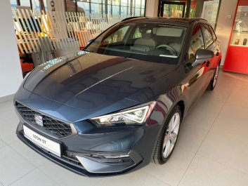 SEAT Leon SportstourerFULL LED 2.0TDI 150 KM DSG 